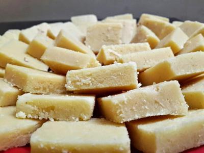 Khoya Barfi
